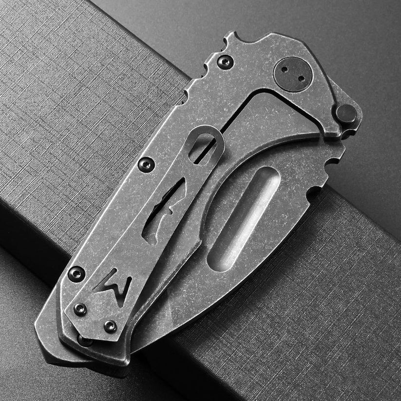 Titan Folding Machete