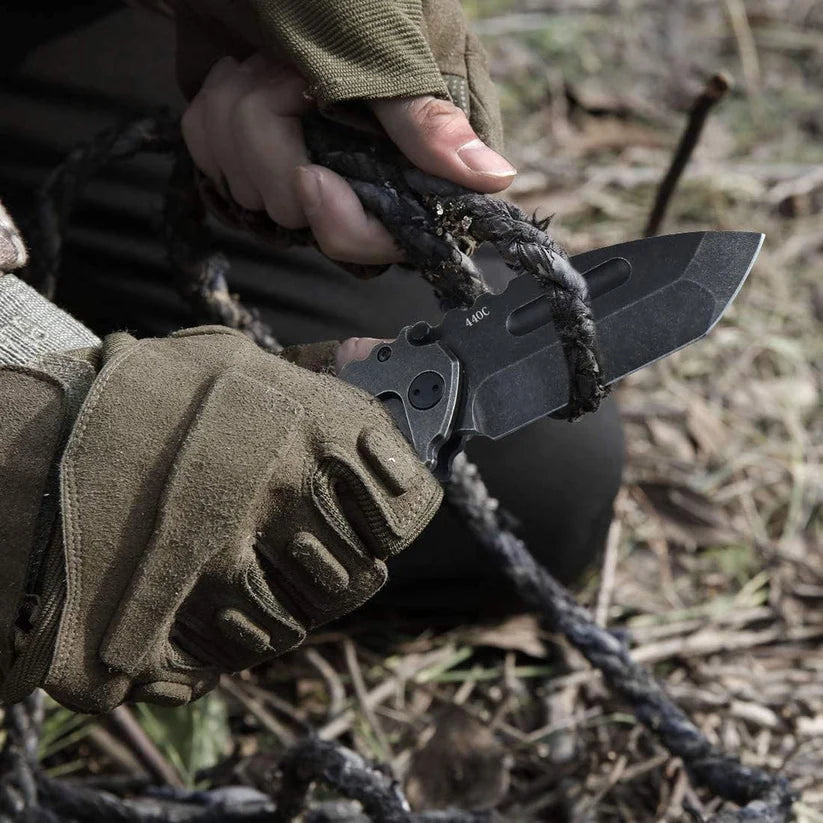 Titan Folding Machete